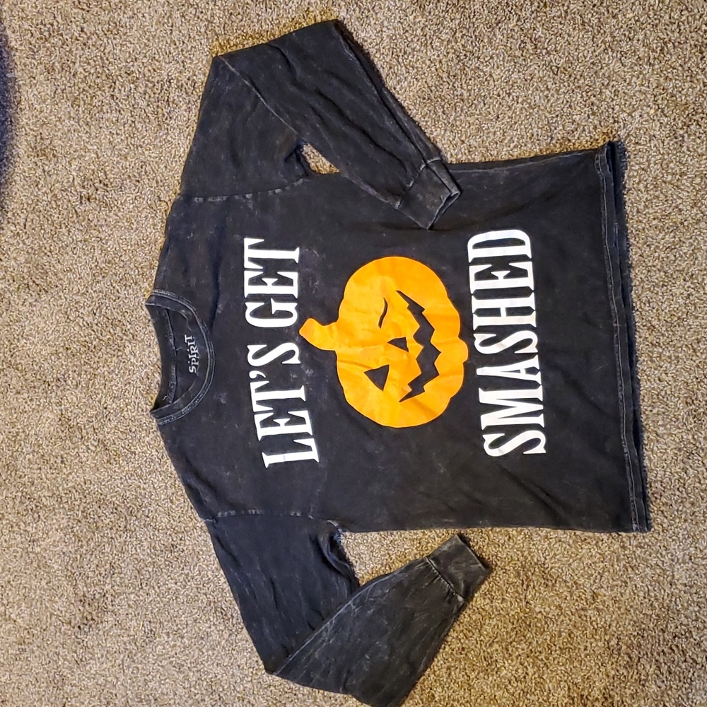 SPIRIT HALLOWEEN Adult LS Tee